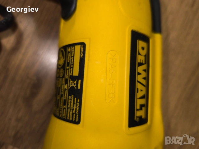 Ударно пробивна дрелка DeWalt D25123 LX, 800W, 115V, SDS max + инструменти, снимка 5 - Бормашини - 51878815