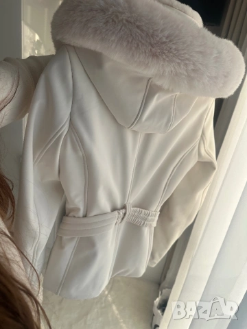 Ски яке Oysho , непромокаемо в бежов цвят, снимка 4 - Якета - 53074613