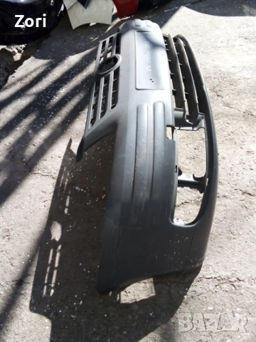 предна броня VW Caddy, снимка 3 - Части - 52073643