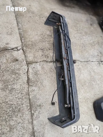 Задна броня с теглич за Мерцедес 190, снимка 2 - Части - 52628625