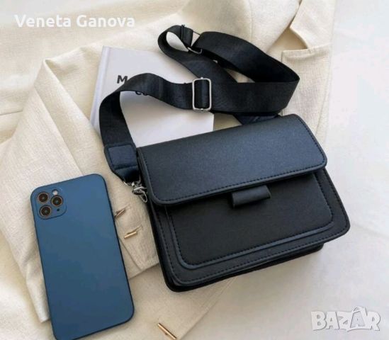 Стилна черна чантичка през рамо, снимка 3 - Чанти - 45556166