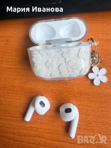 Слушалки, Apple AirPods3 with Lightning Charging Case