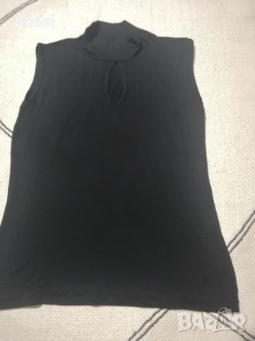 Черно поло , снимка 1 - Блузи с дълъг ръкав и пуловери - 46054557