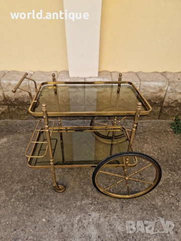 Прекрасна антикварна холандска бронзова количка за сервиране 