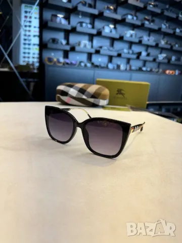 очила с калъф burberry, снимка 3 - Слънчеви и диоптрични очила - 50406913
