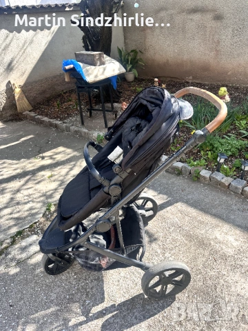 Детска количка Hauck – запазена, с легнало положение