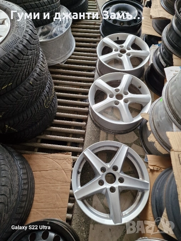 Volksvagen 15 top състояние Замъка Ямбол, снимка 3 - Гуми и джанти - 54033743