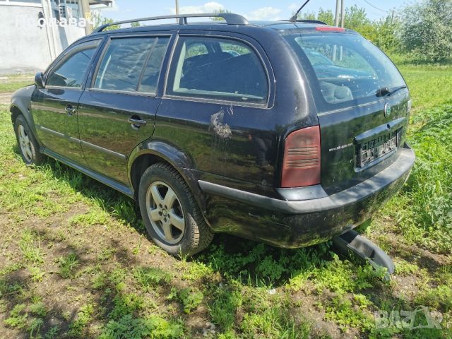 Skoda Octavia на части Шкода Октавия , снимка 4 - Автомобили и джипове - 45760473