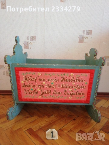 Стари дървени люлка-легло, люлеещ кон и атрибут за обучение, дървени рисувани. , снимка 2 - Антикварни и старинни предмети - 53865268