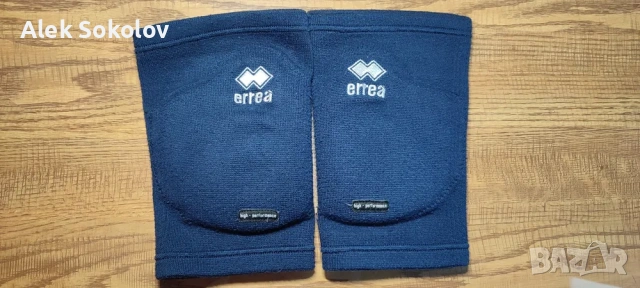 Наколенки Erreà – спортни, еластични, много добро състояние