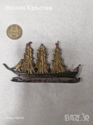 Стар оловен ветроход от 1960г., снимка 2 - Антикварни и старинни предмети - 54230781