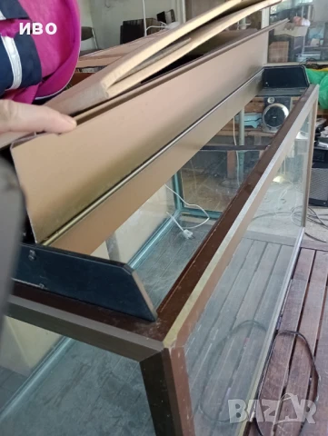 Продавам аквариум+2 филтъра 