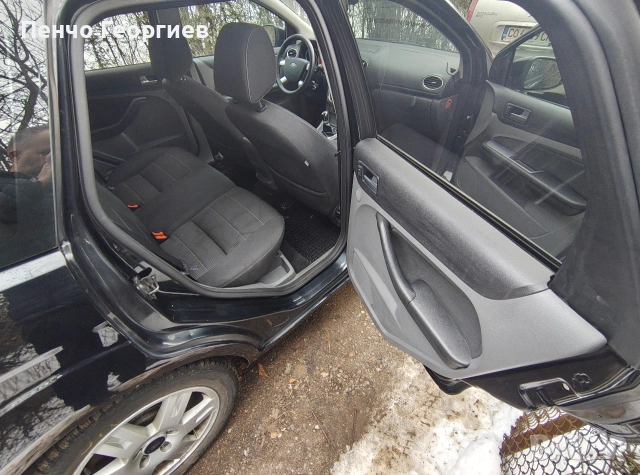Форд Фокус МК2 2.0 i , 145 к. с. , снимка 9 - Автомобили и джипове - 53397072