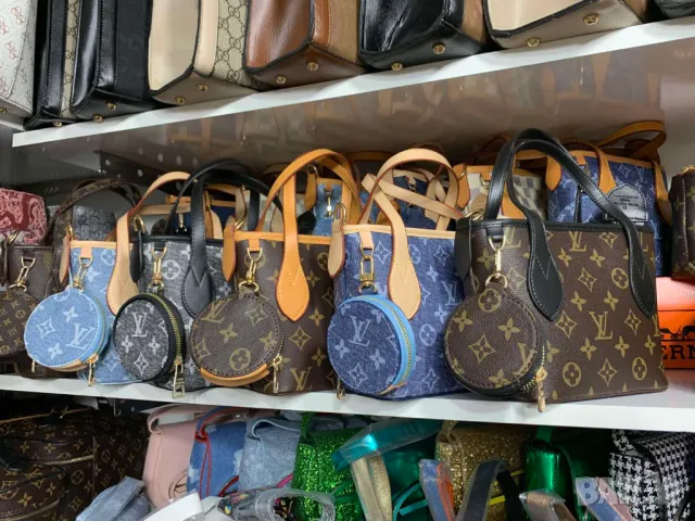 чанти chanel louis vuitton ysl saint laurent prada miu miu christian dior jaquemus coach versace mar, снимка 14 - Чанти - 50423397