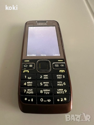 Nokia e52