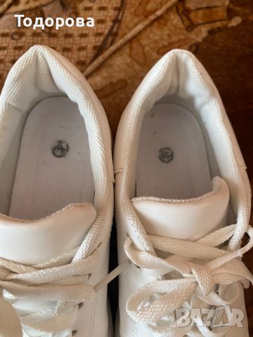 Снежно бели спортни обувки, снимка 3 - Дамски ежедневни обувки - 45697020
