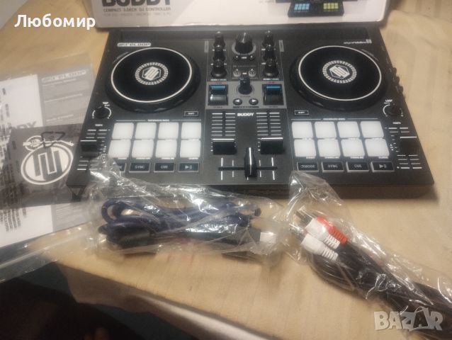 Reloop Buddy DJ контролер

, снимка 3 - Аудиосистеми - 46432782
