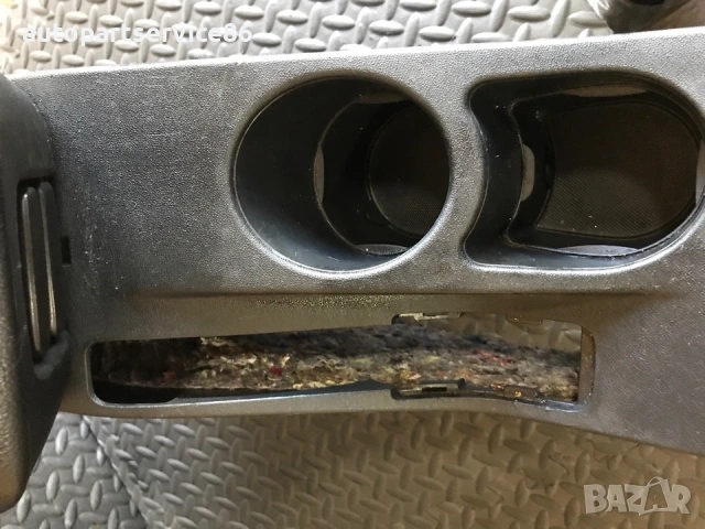 Централна конзола черна за KIA Ceed (2007–2012) 1296687, 84611-1H910, снимка 2 - Части - 53234219