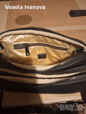 Дамски  чанта , снимка 2 - Чанти - 52674778