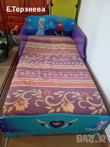 Детско легло + подарък двулицев матрак,размери 142-172 на матрака, снимка 4 - Мебели за детската стая - 52250299