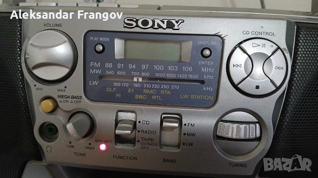 SONY CFD - V 27 L , снимка 2 - Радиокасетофони, транзистори - 53889289