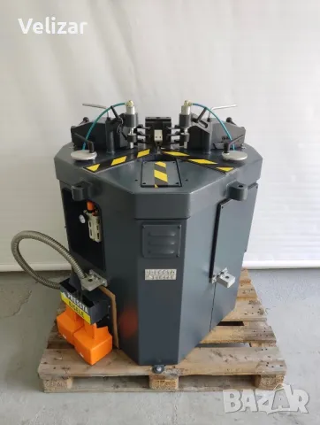 Автоматична ъглонабивна машина Pressta Eisele PV-10P Германия, снимка 2 - Други машини и части - 49828943