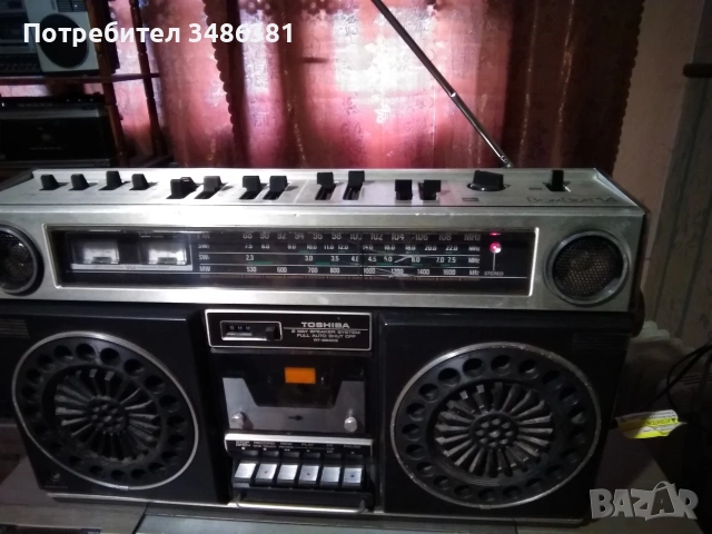 TOSHIBA RT 8840, снимка 4 - Радиокасетофони, транзистори - 54165986