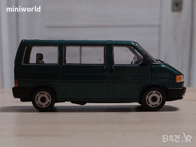 Volkswagen Transporter IV Multivan 1990 - мащаб 1:43 на DeAgostini моделът е нов в PVC дисплей-кейс, снимка 5 - Колекции - 44525137