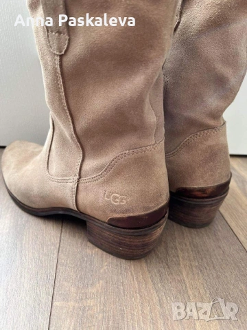 Ботуши UGG, снимка 4 - Дамски ботуши - 53922037