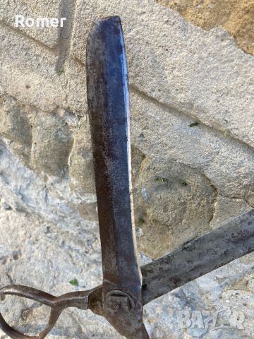 Стара ръчно кована ножица с маркировка , снимка 11 - Антикварни и старинни предмети - 45133924