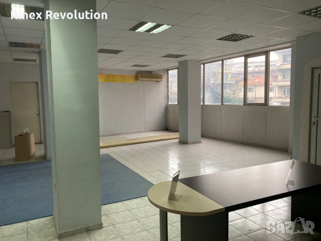 Офис под наем в Центъра, снимка 4 - Офиси - 54062305