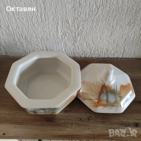 Порцеланова захарница, снимка 3 - Сервизи - 53253431