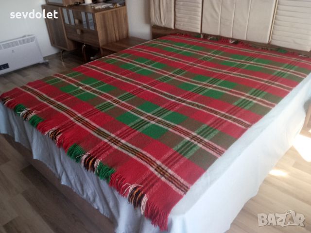 Старинно,красиво,родопско одеяло., снимка 1 - Олекотени завивки и одеяла - 45216297