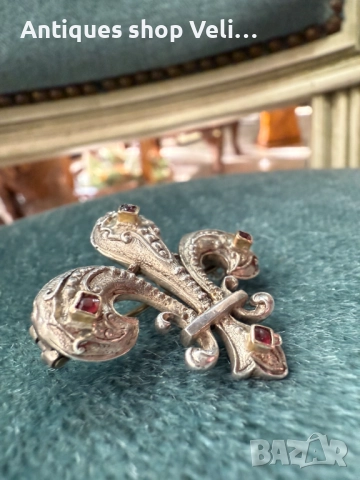 Сребърна брошка със злато и гранати №7525, снимка 3 - Колиета, медальони, синджири - 52132329