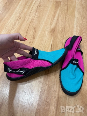 Дамски аква обувки