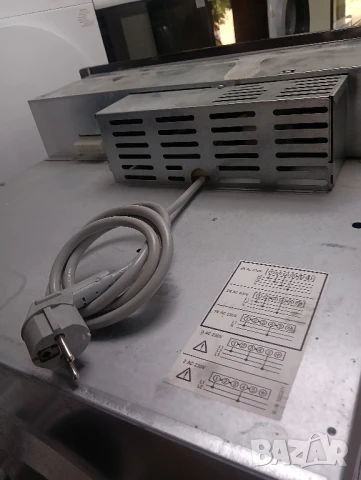 Кафява печка за вграждане с керамичен плот Миеле Miele с две години гаранция!, снимка 7 - Печки, фурни - 51372036