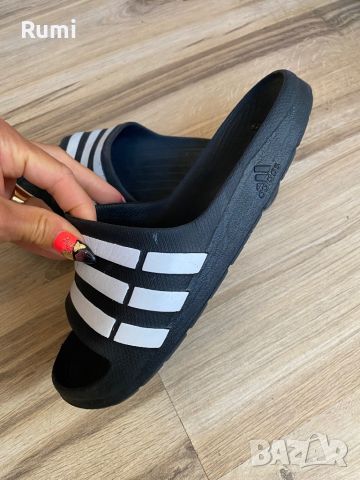 Оригинални черни спортни чехли Adidas ! 38 н, снимка 1 - Чехли - 45154883