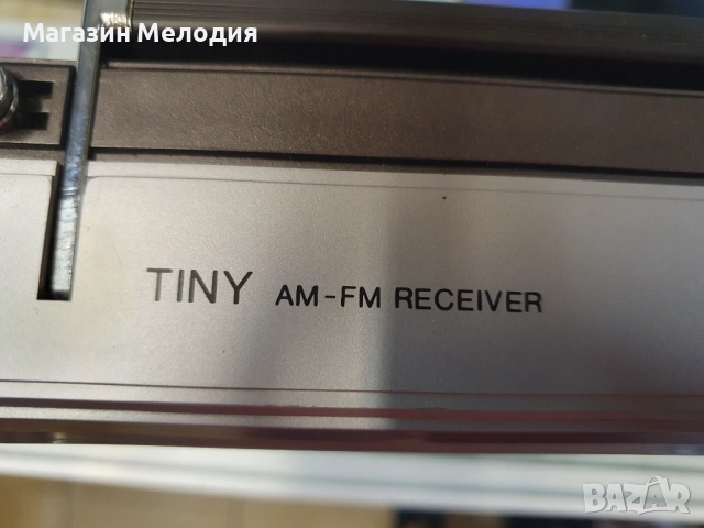 Радио ITT TINY 200 В отлично техническо и визуално състояние., снимка 7 - Радиокасетофони, транзистори - 46056352