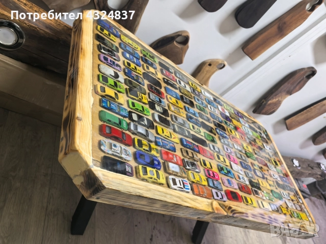 ръчна изработка на холна маса с епоксидна смола и колички, снимка 3 - Маси - 52343637