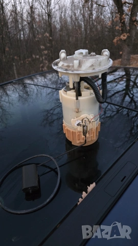 Бензинова Помпа Резервоар Renault Megane 2 Рено Меган 2