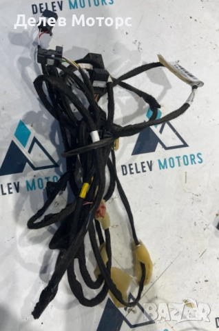 241607461R инсталация за дясна плъзгаща врата от Mercedes Vito W447, 114 CDI, двигател OM651.950