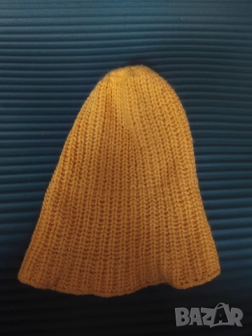 100% Вълнена зимна топла Шапка, снимка 3 - Шапки - 51961195