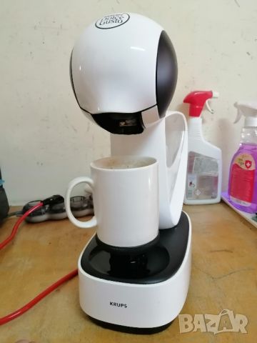 Кафемашина за капсули Dolce Gusto , снимка 2 - Кафемашини - 46652975