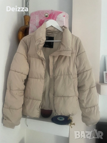 Яке на stradivarius