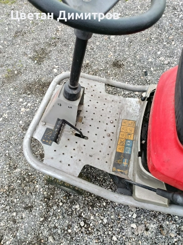 Тракторна косачка Вариолукс нов внос от Швеция цена 700евро., снимка 4 - Градинска техника - 54111740