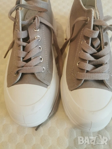 нови дамски кецове 37 номер , снимка 2 - Кецове - 54262780