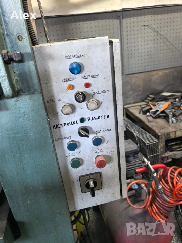 Търся работа за тази преса 60т хидравлична , снимка 9 - Други - 53159308