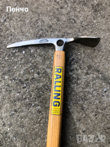 стар пикел "AKADEM. PICKEL Meister F. RALLING FULPMES" - MADE IN AUSTRIA - 1950/60г, снимка 2 - Антикварни и старинни предмети - 52961230