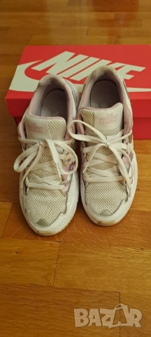 Маратонки NIKE AIR MAX номер 38.5, снимка 3 - Маратонки - 52484272