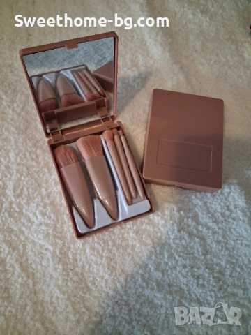 ЧЕТКИ ЗА ГРИМ 5БР. КЪСИ С ОГЛЕДАЛО, снимка 5 - Други - 50264266